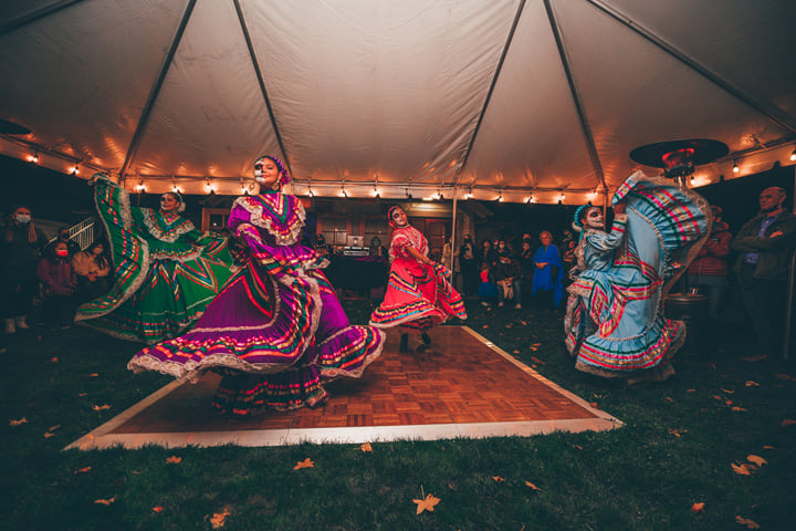 2021 Ofrenda (Dia de Los Muertos) Salem Art Association Jorge Martinex Photography 